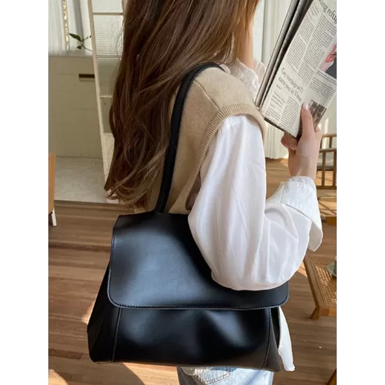 Casual Simple Chic Solid Color Shoulder Bag Casual Simple Chic Solid Color Shoulder Bag