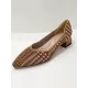 Contrast Color Houndstooth Pointed-Toe V-Cut Pumps Contrast Color Houndstooth Pointed-Toe V-Cut Pumps