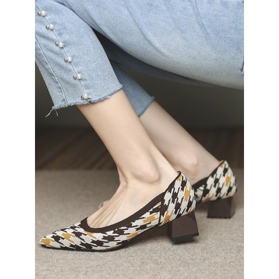 Contrast Color Houndstooth Pointed-Toe Round Cut Pumps Mid Heels Contrast Color Houndstooth Pointed-Toe Round Cut Pumps Mid Heels