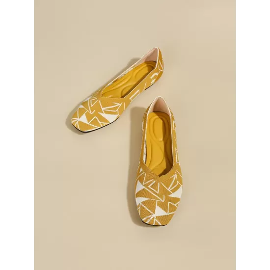 Color-Block Contrast Color Square-Toe V-Cut Flat Shoes Color-Block Contrast Color Square-Toe V-Cut Flat Shoes