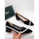 Contrast Color Pointed-Toe V-Cut Pumps Contrast Color Pointed-Toe V-Cut Pumps