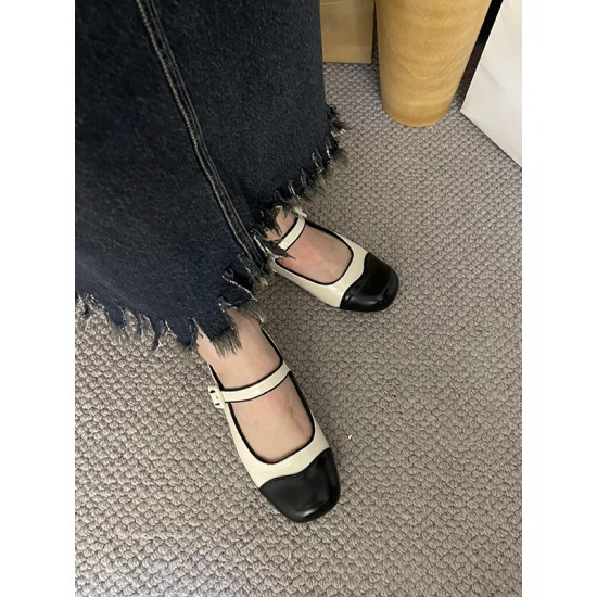 Round Cut Round-Toe Split-Joint Mary Janes Round Cut Round-Toe Split-Joint Mary Janes