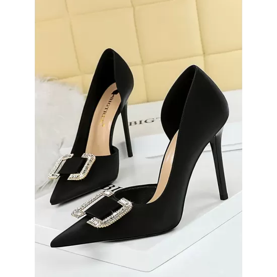 Pointed-Toe Shallow Cut Scarpin Salto Pumps Pointed-Toe Shallow Cut Scarpin Salto Pumps