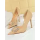 Pointed-Toe Shallow Cut Scarpin Salto Pumps Pointed-Toe Shallow Cut Scarpin Salto Pumps