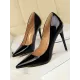 Pointed-Toe Shallow Cut Solid Color Scarpin Salto Pumps Pointed-Toe Shallow Cut Solid Color Scarpin Salto Pumps