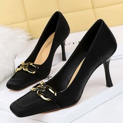 Shallow Cut Split-Joint Square-Toe Pumps