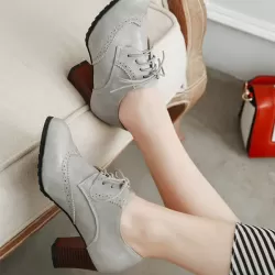 Lace-Up Pointed-Toe Split-Joint Pumps