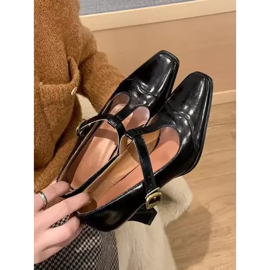 Hollow Split-Joint Square-Toe Pumps Hollow Split-Joint Square-Toe Pumps