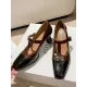 Hollow Split-Joint Square-Toe Pumps Hollow Split-Joint Square-Toe Pumps