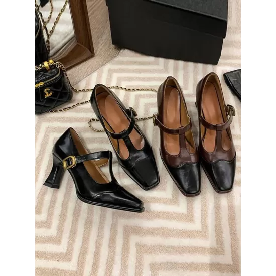 Hollow Split-Joint Square-Toe Pumps Hollow Split-Joint Square-Toe Pumps