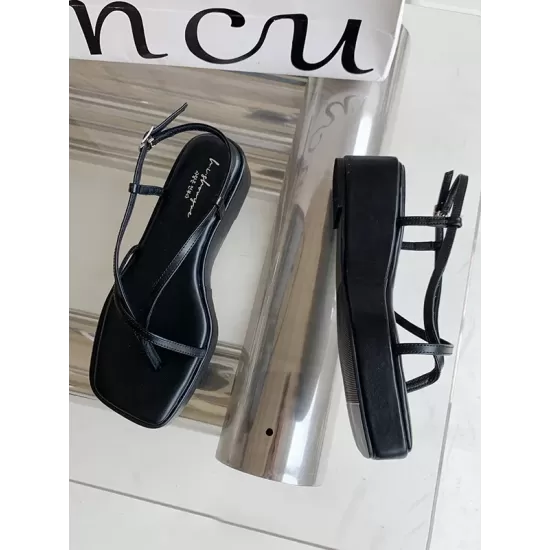 Belt Buckle Hollow Solid Color Square-Toe Sandals Platform Shoes Belt Buckle Hollow Solid Color Square-Toe Sandals Platform Shoes
