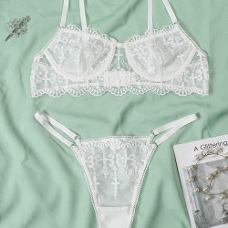 Sweet Floral Lace Underwired Bandeau Split Lingerie