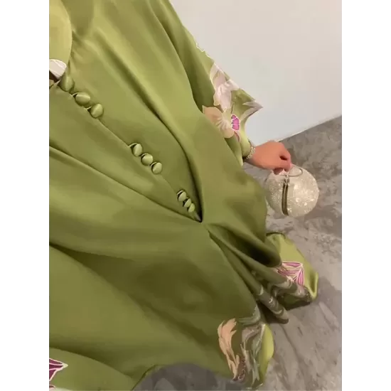 Batwing Sleeves Loose Floral Printed Muslim Pleated Stand Collar Maxi Dresses Batwing Sleeves Loose Floral Printed Muslim Pleated Stand Collar Maxi Dresses