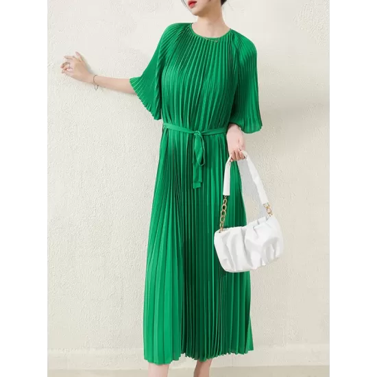 Loose Pleated With Waistband Solid Color Round-Neck Maxi Dresses Loose Pleated With Waistband Solid Color Round-Neck Maxi Dresses