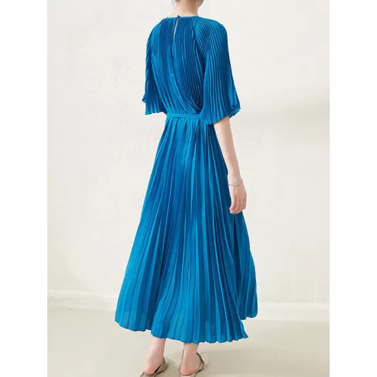Loose Pleated With Waistband Solid Color Round-Neck Maxi Dresses Loose Pleated With Waistband Solid Color Round-Neck Maxi Dresses