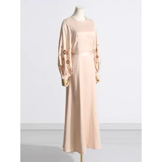 Hollow Solid Color A-Line Long Sleeves Round-Neck Maxi Dresses Hollow Solid Color A-Line Long Sleeves Round-Neck Maxi Dresses
