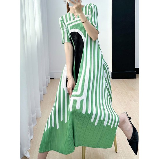Pleated Printed A-line Loose V-neck Midi Dresses Pleated Printed A-line Loose V-neck Midi Dresses