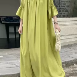 Solid Color Half Sleeves Loose Round-Neck Midi Dresses