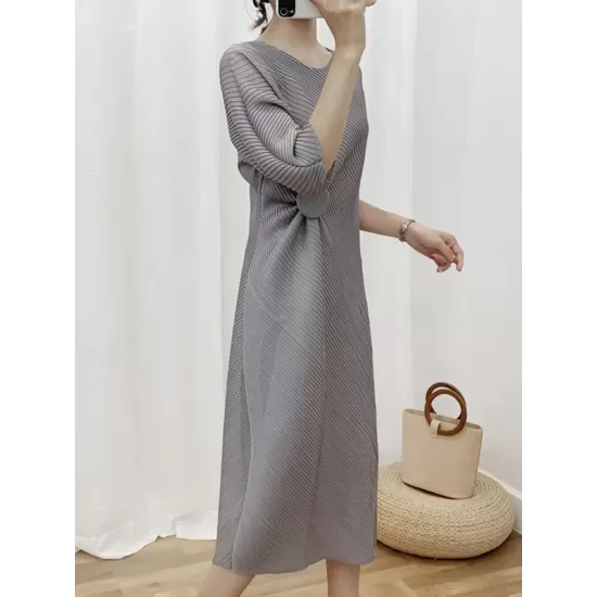Pleated Solid Color Half Sleeves Irregular Clipping Round-Neck Midi Dresses Pleated Solid Color Half Sleeves Irregular Clipping Round-Neck Midi Dresses