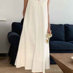 Solid Color Loose Sleeveless Round-neck Midi Dresses