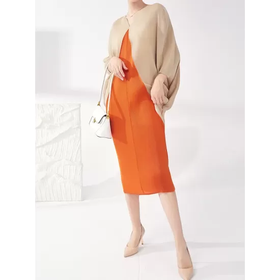 Contrast Color Pleated Batwing Sleeves Loose Round-neck Midi Dresses Contrast Color Pleated Batwing Sleeves Loose Round-neck Midi Dresses