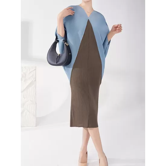 Contrast Color Pleated Batwing Sleeves Loose Round-neck Midi Dresses Contrast Color Pleated Batwing Sleeves Loose Round-neck Midi Dresses