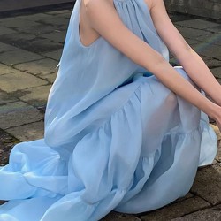 Solid Color Loose Sleeveless Halter-Neck Midi Dresses