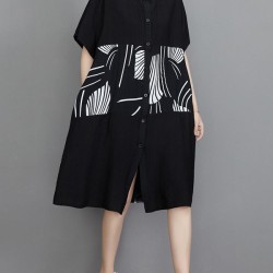 Artistic Retro Loose Printed Buttoned Midi Dress
