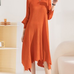 Pleated Solid Color Irregular clipping Loose Round-neck Midi Dresses