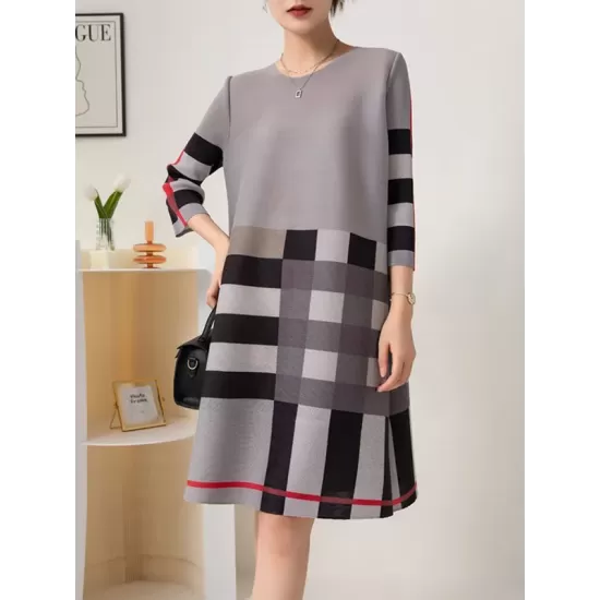 Contrast Color Plaid Pleated A-Line Loose Round-Neck Mini Dresses Contrast Color Plaid Pleated A-Line Loose Round-Neck Mini Dresses