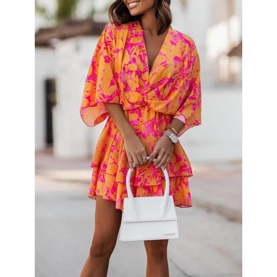 Double Layered Elasticity Printed A-Line High Waisted V-Neck Mini Dresses Double Layered Elasticity Printed A-Line High Waisted V-Neck Mini Dresses