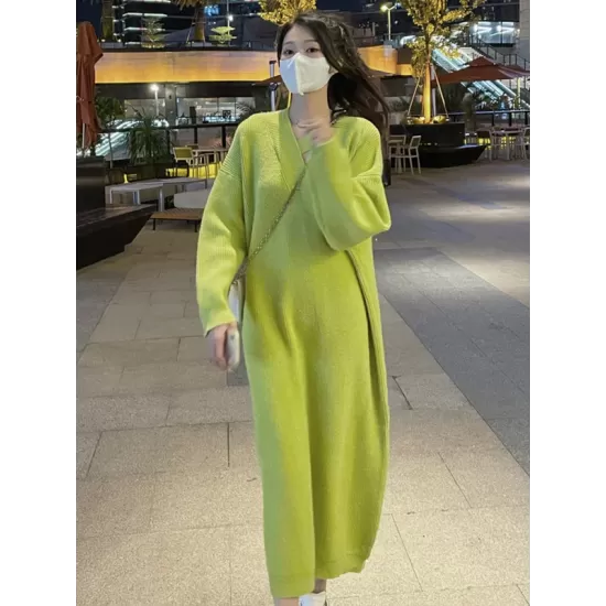 Urban Loose Long Sleeves Solid Color V-Neck Sweater Dresses Urban Loose Long Sleeves Solid Color V-Neck Sweater Dresses