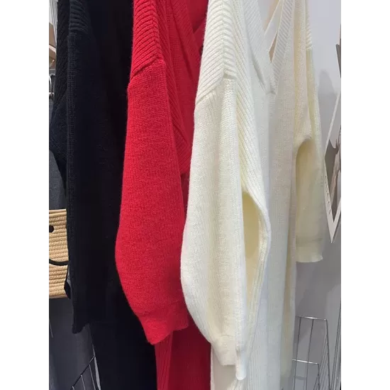 Urban Loose Long Sleeves Solid Color V-Neck Sweater Dresses Urban Loose Long Sleeves Solid Color V-Neck Sweater Dresses