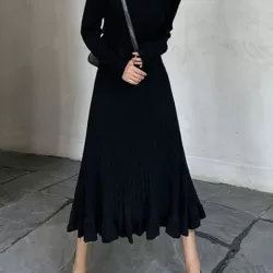 Ruffled Solid Color Long Sleeves Loose Round-Neck Sweater Dresses Midi Dresses