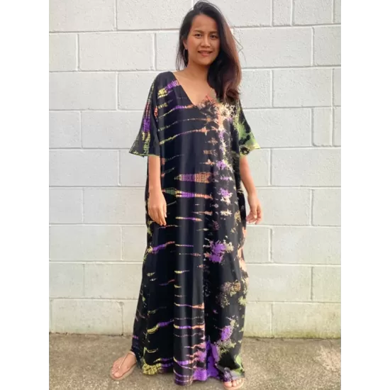 Bohemia Oversized Multicolor Printed Batwing Sleeves Cover-Up Bohemia Oversized Multicolor Printed Batwing Sleeves Cover-Up