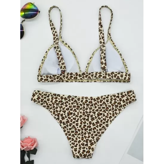 Floral-Print Triangles Backless Split Bikini Swimsuit Floral-Print Triangles Backless Split Bikini Swimsuit