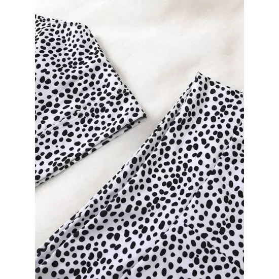 Polka-Dot High-Waisted U-Neck Bikini Swimwear Polka-Dot High-Waisted U-Neck Bikini Swimwear