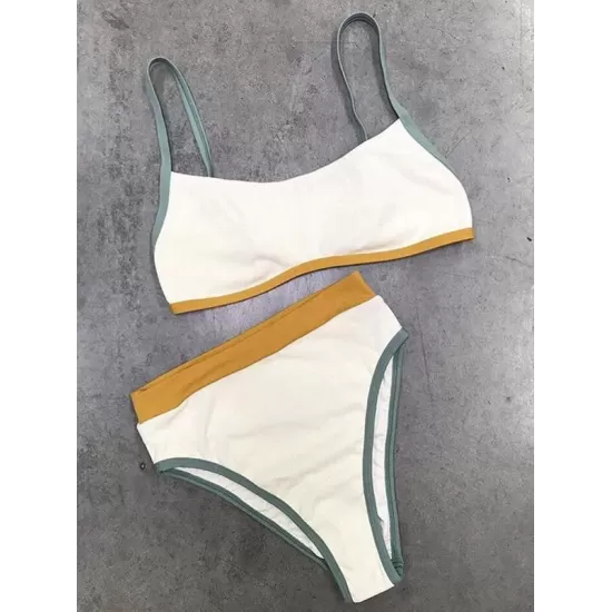 Contrast Color Split-Joint Split Bikini Swimsuit Contrast Color Split-Joint Split Bikini Swimsuit