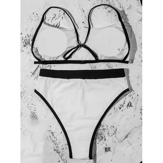 Contrast Color Split-Joint Split Bikini Swimsuit Contrast Color Split-Joint Split Bikini Swimsuit