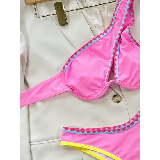 One Shoulder Hollow Two Pieces Bikini Set One Shoulder Hollow Two Pieces Bikini Set