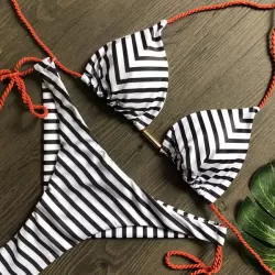 Beach Padded Tie Side Checkered Halter-Neck Bikini Swimsuit