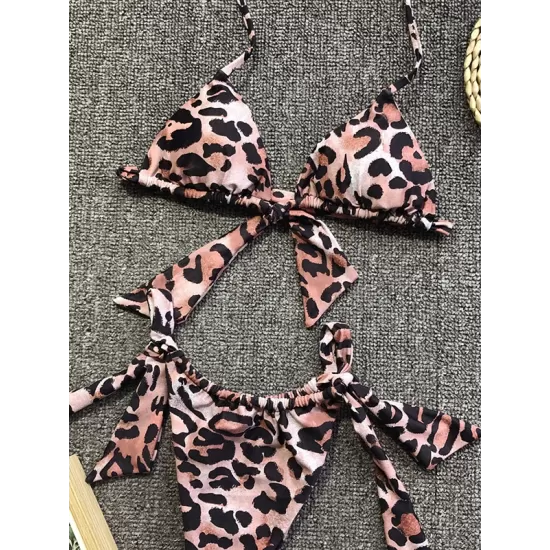 Padded Backless Bandage Deep V-Neck Bikini Swimsuit Padded Backless Bandage Deep V-Neck Bikini Swimsuit