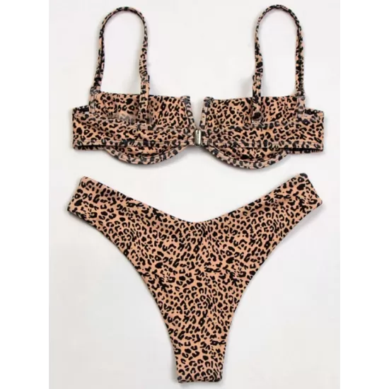 Underwired Leopard Three Pieces Bikini Set Underwired Leopard Three Pieces Bikini Set