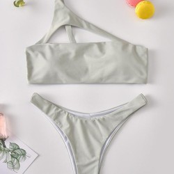 One-Shoulder Hollow Solid Color Split Bikini Swimsuit
