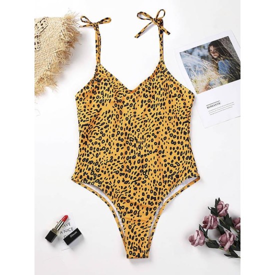 Leopard Print Knotted One-Piece Swimwear Leopard Print Knotted One-Piece Swimwear