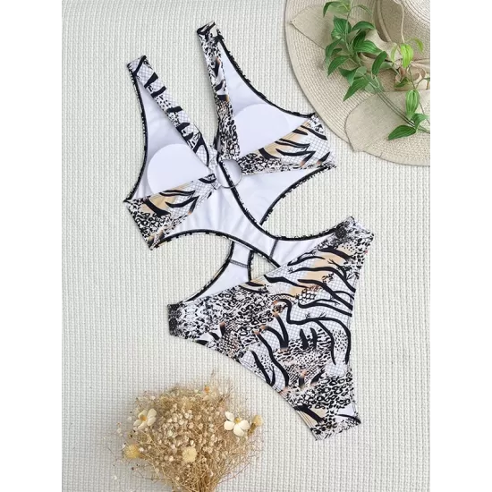 Vacation Padded Printed Deep V-Neck One-Piece Swimwear Vacation Padded Printed Deep V-Neck One-Piece Swimwear