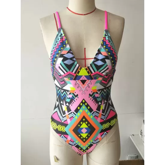 Spaghetti-Neck Floral Print Tight One-Piece Swimwear Spaghetti-Neck Floral Print Tight One-Piece Swimwear
