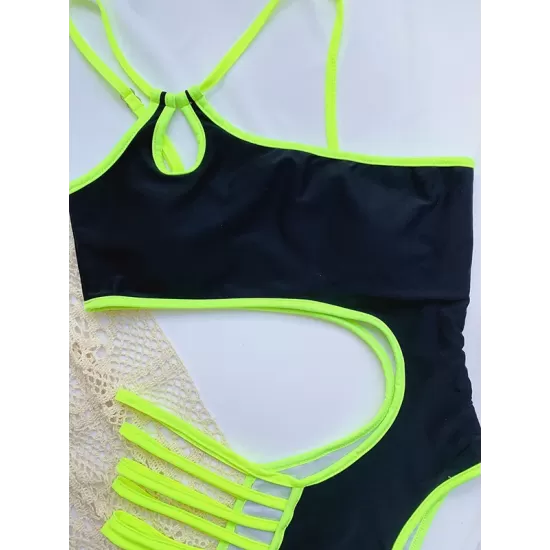 One-Shoulder Hollow Contrast Color One-Piece Swimwear One-Shoulder Hollow Contrast Color One-Piece Swimwear