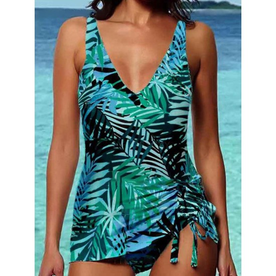 Holiday Style Floral Printed Smocked Tankini Swimsuit Holiday Style Floral Printed Smocked Tankini Swimsuit