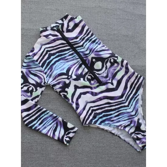 Stripe Print One-Shoulder Long Sleeve Zipper One-Piece Swimwear Stripe Print One-Shoulder Long Sleeve Zipper One-Piece Swimwear